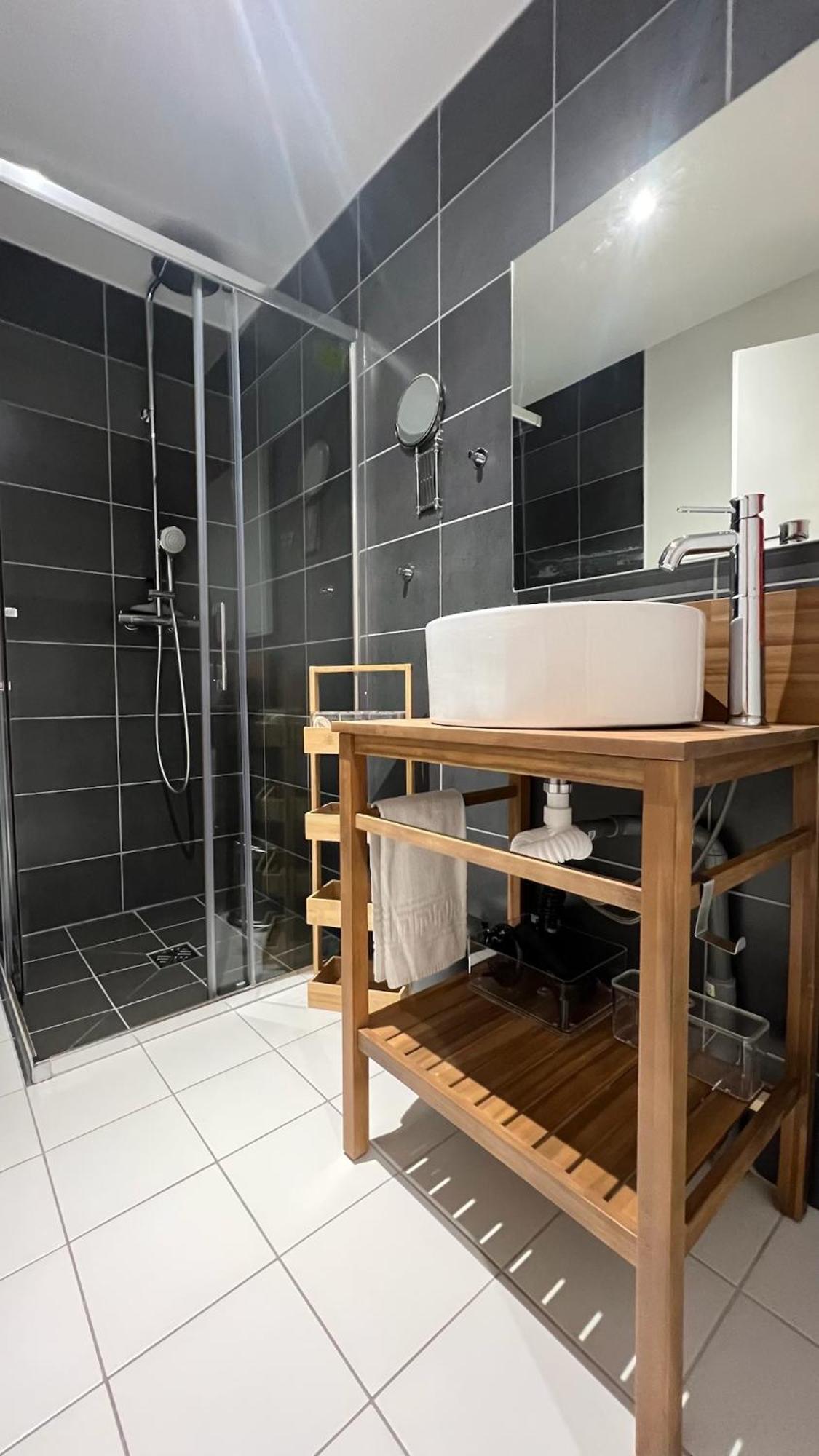 Rouge Canneberge -8 Personnes- 84M2 Vue Degagee Setaz วัลลัวร์ ภายนอก รูปภาพ