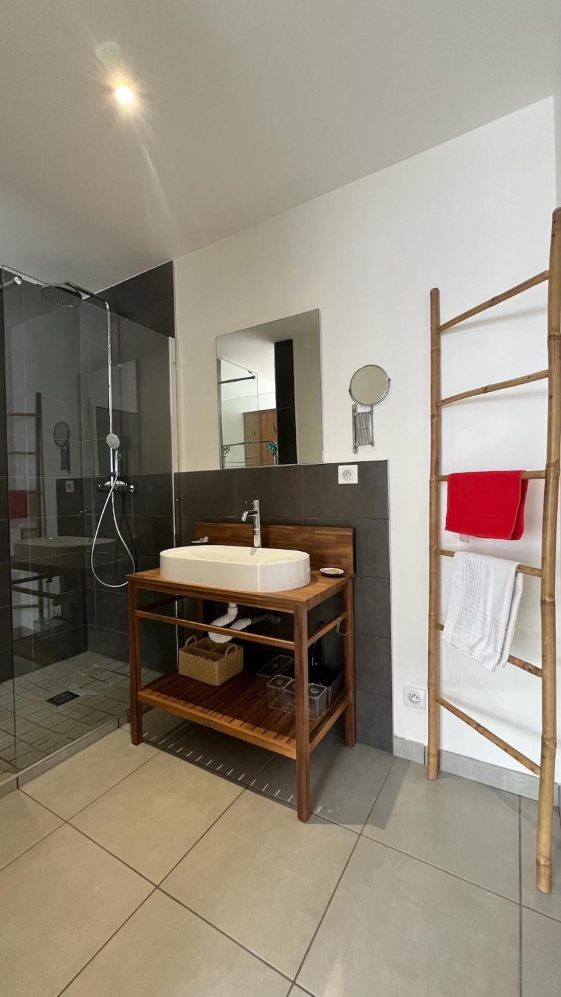 Rouge Canneberge -8 Personnes- 84M2 Vue Degagee Setaz วัลลัวร์ ภายนอก รูปภาพ