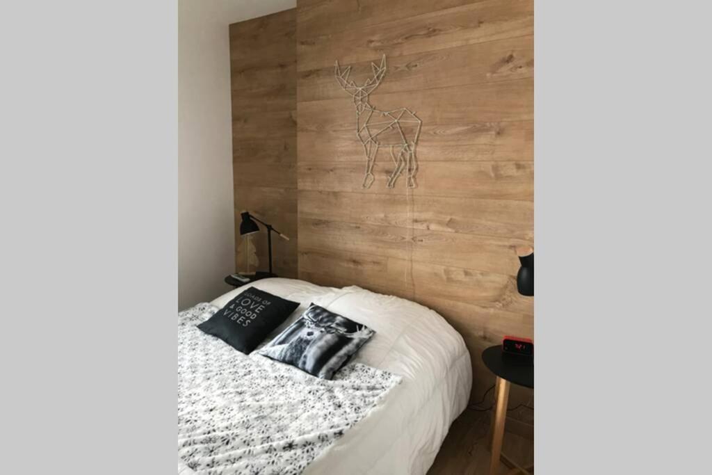 Rouge Canneberge -8 Personnes- 84M2 Vue Degagee Setaz วัลลัวร์ ภายนอก รูปภาพ